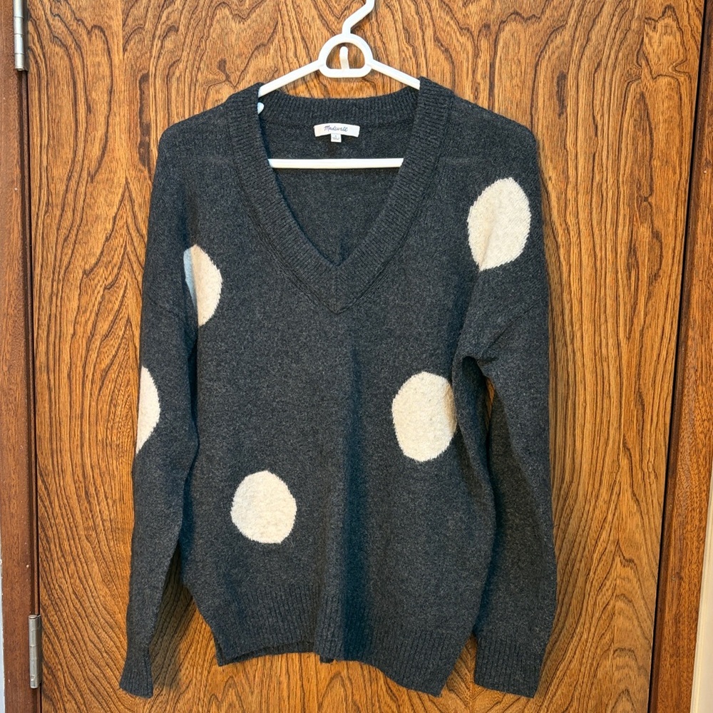 Madewell Charcoal V-Neck Sweater with Cream Dots